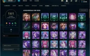 Conta LOL praticamente full skins.