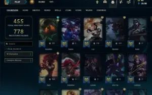 Platina 2 com TODOS os champs e 120 Skins + 9 Vitoriosas