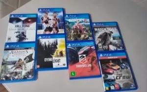 7 Jogos de PS4 (Mídia Física)