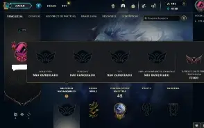 Unranked com 90 Champs e 75 Skins + 1300 RP