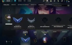 Conta diamante 4 com 35 Champs e 4 Skins + 2 Espolios
