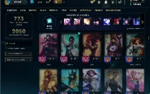 Unranked com TODOS os champs e 608 Skins + 8 Prestigios