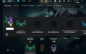 Esmeralda 4 com 65 Champs e 43 Skins + 75 Espolios