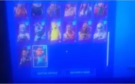 Conta fortnite com 23 Skins 25 mochilas 16 picaretas