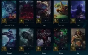 Conta de lol level 95 com 18 skins. 