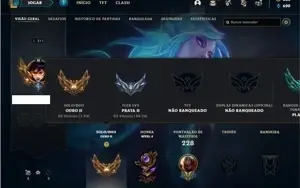 Conta ouro 2 com 82 Champs e 63 Skins + 800 RP