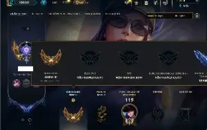 Ouro 3 com 45 Champs e 3 Skins