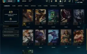 Mestre com 21 Champs e 2 Skins + 8 Fragmentos