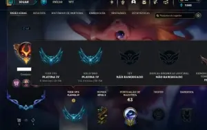 Platina 4 com 40 Champs e 8 Skins