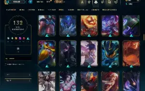 Unranked com 95 Champs e 132 Skins ( JG / TOP / ADC )