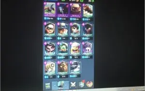 Clash royale arena 11 com 12 lendárias