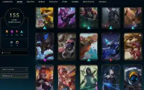 Unranked com 130 Champs e 158 Skins ( MAIN ADC )