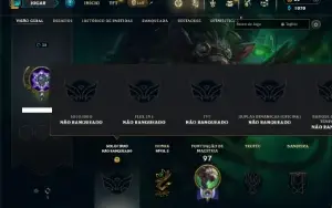 Unranked com 25 Champs e 8 Skins
