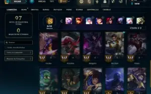 Unranked com 25 Champs e 8 Skins