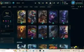 Vendo conta com Rammus Rei e kayle juiza +94 skins e RP