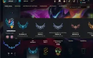 Bronze 4 com 75 Champs e 35 Skins + 2 Fragmentos