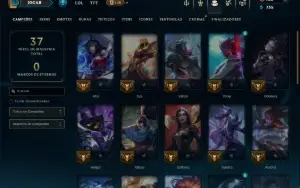 Platina 4 com 35 Champs e 7 Skins