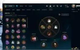 Conta lol platina 4, 303 skins, 71 emotes, 218 icones