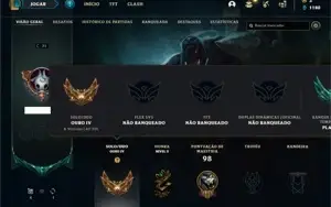 Conta ouro 4 com 52 Champs e 28 Skins + 6 Fragmentos