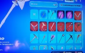 Conta Fortnite com 8k de vbucks e skins
