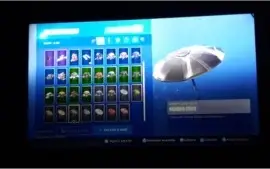 Conta Fortnite com mais de 50 Skins e Salve o Mundo