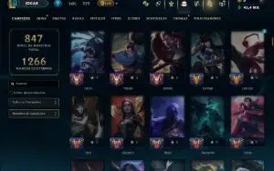 Esmeralda 1 com TODOS os Champs e 257 Skins ( JG / MID ADC )