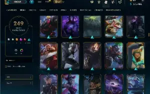 Unranked com TODOS os champs e 249 Skins ( MAIN ADC )