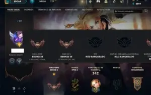 Bronze 2 com 120 Champs e 127 Skins ( Mais de 10 Jogos )