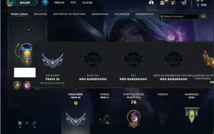 Conta prata 3 com 42 Champs e 14 Skins + 10 Fragmentos