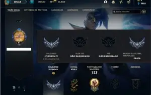 Conta prata 4 com 42 Champs e 20 Skins