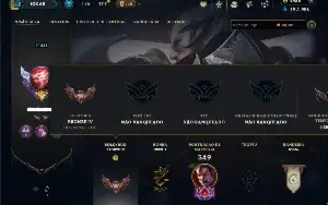 Bronze 4 com 100 Champs e 63 Skins + 2455 RP