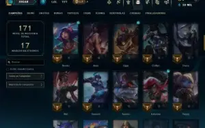 Platina 4 com 70 Champs e 8 Skins