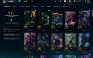 Conta bronze 4 com 70 Champs e 54 Skins + 30 Espolios