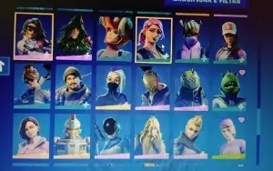 Conta De Fortnite Com +160 Skins No Precinho