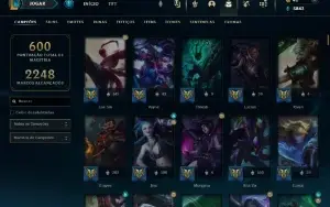 Conta criada em 2015 | 864 skins | 9k reais gastos