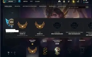 Conta ouro 4 com 105 Champs e 71 Skins + 1 Fragmento