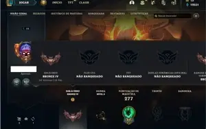 Conta bronze 4 com 85 Champs e 42 Skins