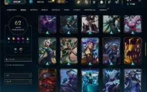 Unranked com  90 Champs e 62 Skins ( MAIN ADC )