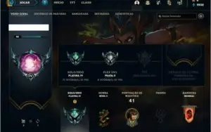 Conta platina 4 com 1 skin e 40 champs
