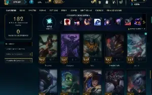 Unranked com 80 Champs e 18 Skins