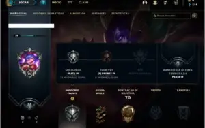 Conta prata 4 com 12 skins e 36 champs