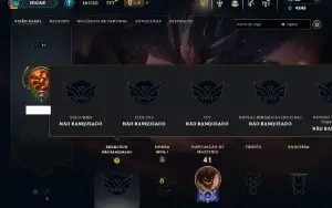 Unranked com 30 Champs e 8 Skins