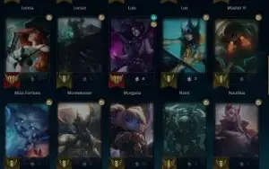 Conta platina 16 skins 2 lendarias(yasuo,leona),52 champs