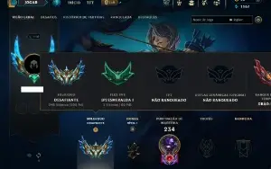 Desafiante com 80 Champs e 30 Skins ( 590 PDL )