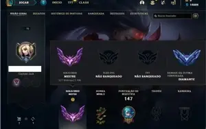 Conta MESTRE com 43 Champs e 13 Skins + 4 Fragmentos