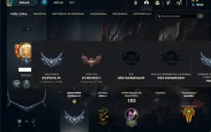 Conta prata 4 com 66 Champs e 34 Skins