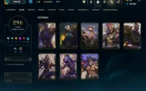 Platina 4 com TODOS os Champs e 296 Skins ( ADC / SUP / JG )