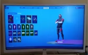 Conta Fortnite Ikonik + s8/s9 + Pacote Laguna
