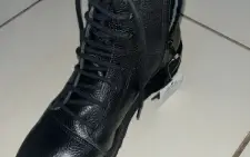 Vendo Bota Vittal Preta em Couro
