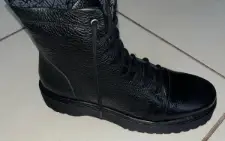 Vendo Bota Vittal Preta em Couro